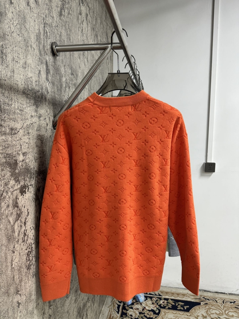 l0vis Vvtt0n sweater